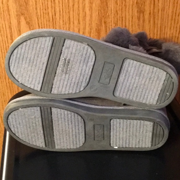 Girl’s gray Justice suede boots, slip-on with bow and Pom pom detailing, EC - Picture 3 of 5